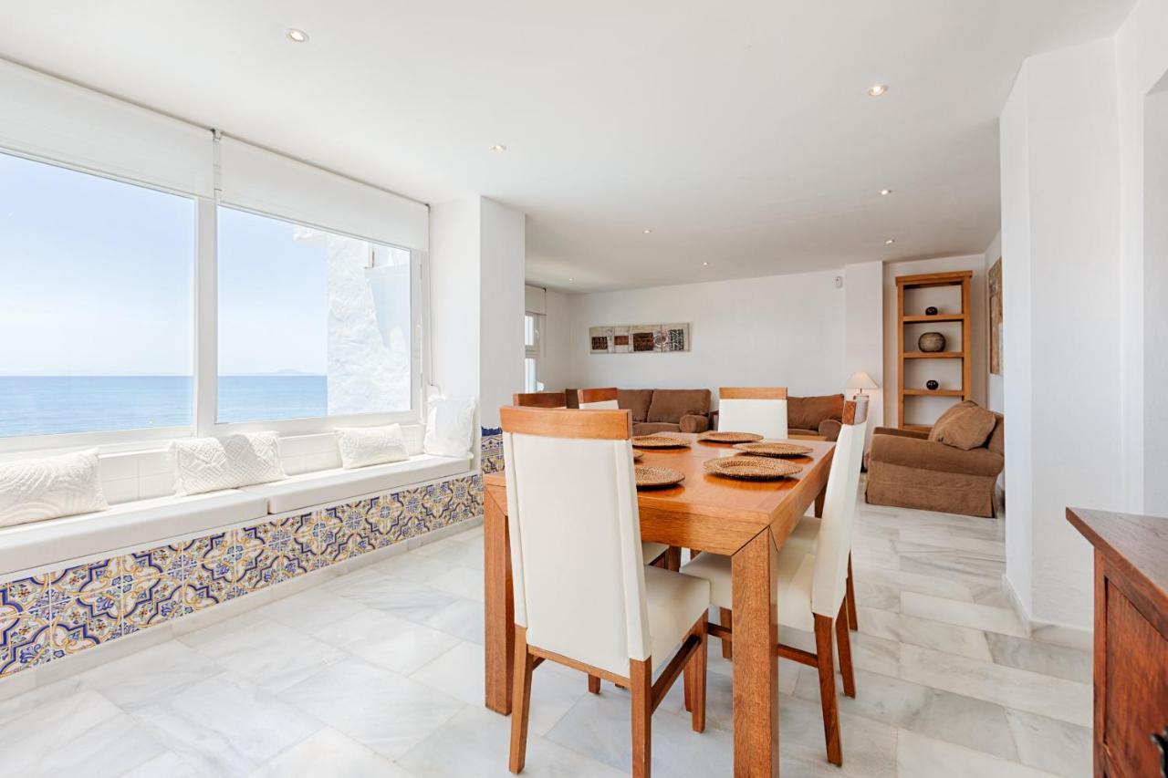 Front Sea View Apartment Estepona Eksteriør bilde