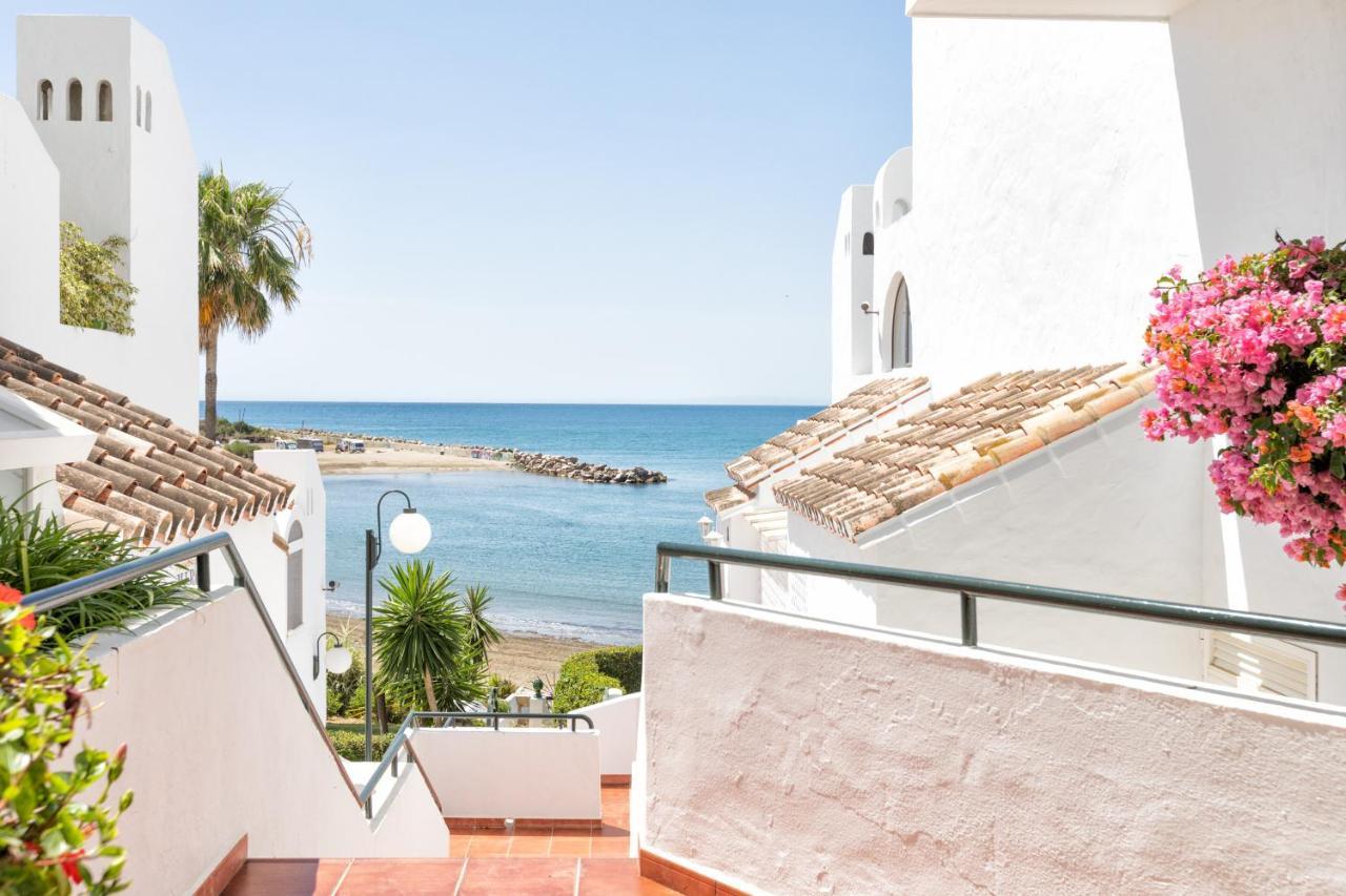 Front Sea View Apartment Estepona Eksteriør bilde